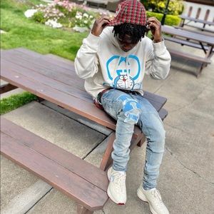 Meet your Posher, Dominique